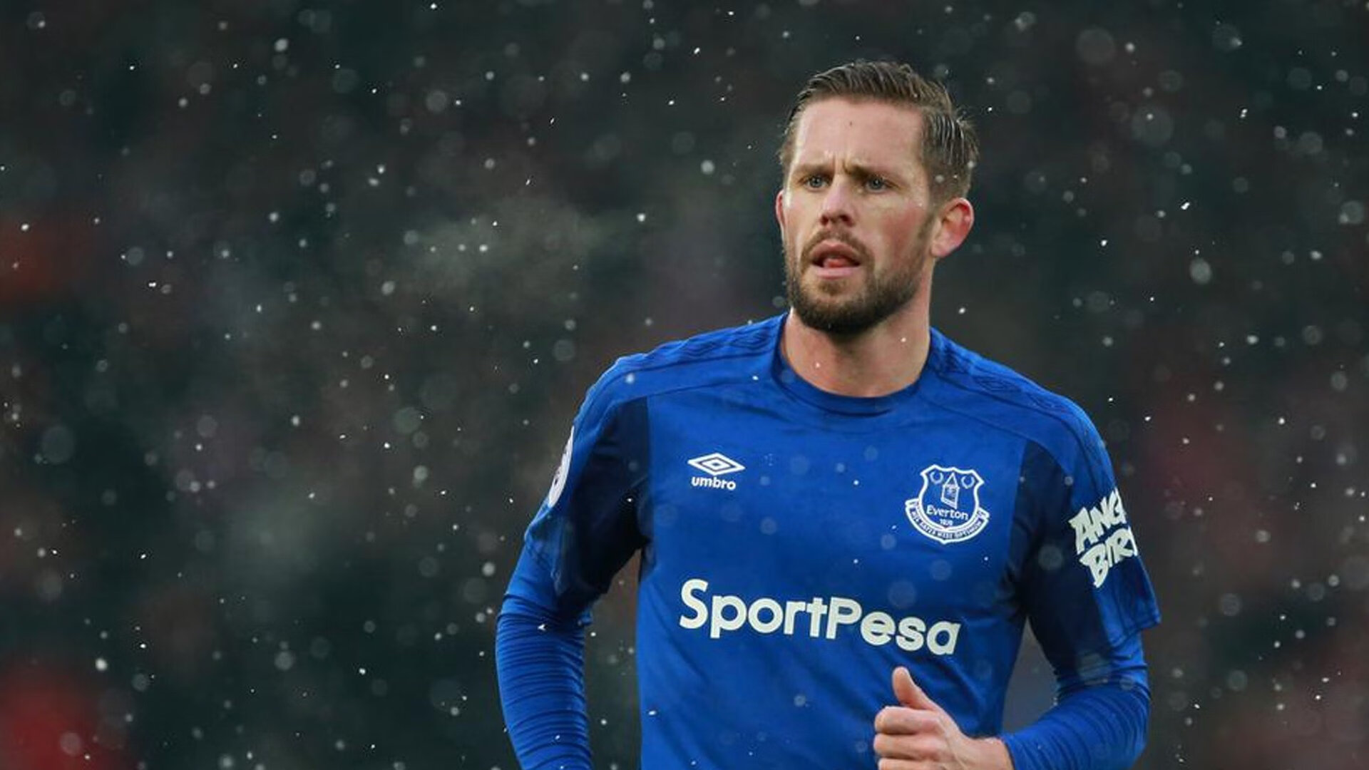 戈麦斯梅开二度引爆威斯特法伦，多特蒙德客场带走澳大利亚新星